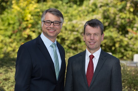 Die WEMAG-Vorstände Thomas Murche (l.) und Caspar Baumgart blicken optimistisch auf die Weiterentwicklung des Energieunternehmens.