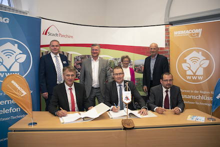 Der Glasfaserausbau im Landkreis Ludwigslust-Parchim geht weiter. Nun sollen auch die Gewerbe- und Mischgebiete der Stadt Parchim angeschlossen werden.