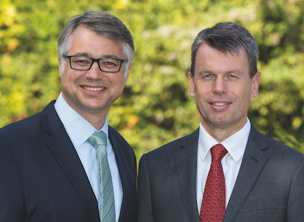 Die WEMAG-Vorstände Thomas Murche (l.) und Caspar Baumgart sind zufrieden mit dem Geschäftsjahr 2019.
