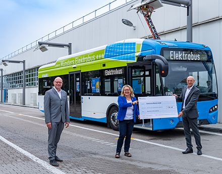 Die Stadtwerke Münster haben einen Förderbescheid über 1,7 Millionen Euro für den Ausbau ihrer Elektrobus-Flotte erhalten.