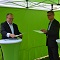 Unterzeichnung der Absichtserklärung durch Jan Eckardt (Geschäftsführer WOWI) und Torsten Röglin (Geschäftsführer Stadtwerke Frankfurt/Oder, v.l.).