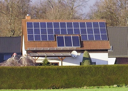 Alte Solaranlagen könnten mit einem Prosumer-Standardlastprofil weiter betrieben werden, so eine Studie von Agora Energiewende.