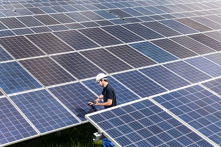 STEAG Solar Energy Solutions und Trianel Energieprojekte bauen zwei Photovoltaik-Parks in Brandenburg und Rheinland-Pfalz.