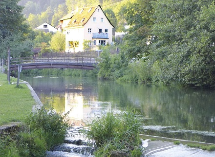 Wasserkraftanlagen erzeugen CO2-freien Strom, sie sind grundlastfähig und tragen zum Hochwasserschutz bei.