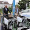 Oberbürgermeister Gunter Czisch und SWU-Geschäftsführer Klaus Eder haben die erste Mobilitätsstation der Stadt Ulm eröffnet.