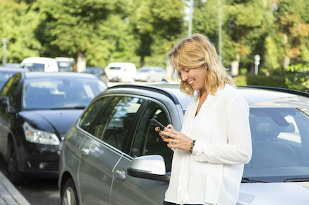 Übernachtungsgäste sollen für die Dauer ihres Aufenthalts auch beim Handy-Parken von ermäßigten Tarifen für das Gästeparken profitieren.