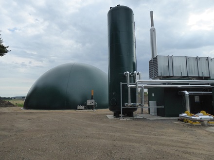 Biogasanlage mit Speicher der LU Tangeln.