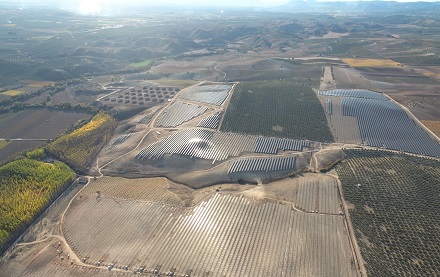 Wird von VERBUND betrieben: Photovoltaik-Projekt Illora in Südspanien von BayWa r.e. Der Solarpark leistet 147,6 Megawatt peak.