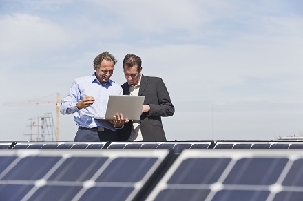 Mit dem Erwerb von AVANTAG Energy will MVV das Photovoltaik-Angebot für Kunden aus Industrie, Gewerbe und Immobilienwirtschaft ausbauen.