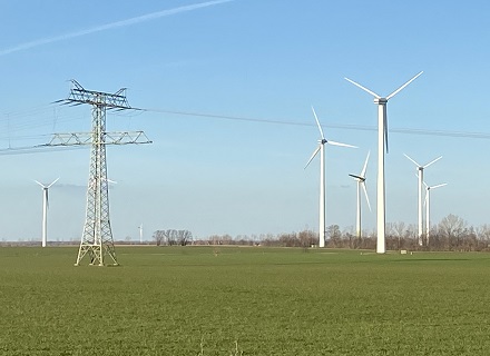 2021 wurden in Deutschland 1.925 Megawatt oder 484 Windkraftanlagen zugebaut.