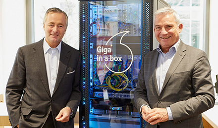 Vodafone-CEO Hannes Ametsreiter (l.) und Baden-Württembergs Digitalisierungsminister Thomas Strobl im Jahr 2020. Das aktuelle Treffen hat virtuell stattgefunden.