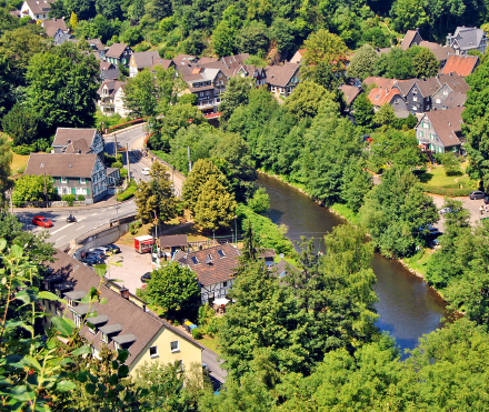 Solingen: Videokonferenz-Lösung hilft, Wege zu sparen.