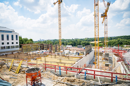 Das neue Rechenzentrum FRA02 für den ITZBund wird nach umfassenden Nachhaltigkeits- und Klimaschutzstandards errichtet.