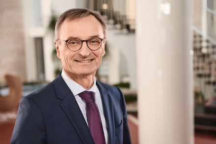 Josef Hasler, Chef des Nürnberger Versorgers N-ERGIE, fordert die zeitnahe Ausgestaltung eines Rettungsschirms für Stadtwerke durch den Bund.