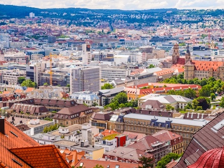 Stadt Stuttgart plant 100 Millionen-Euro-Investitionsoffensive, um ihre Klimaziele zu erreichen. 