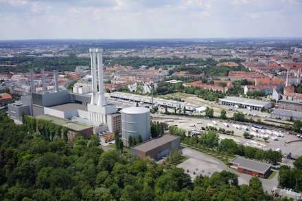 Vom Energiestandort Süd (Bild mit Visualisierung) soll ab 2023 Fernkälte in die Münchner Innenstadt strömen.