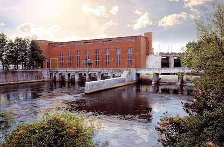 Das Wasserkraftwerk Uppenborn 1 der Stadtwerke München (SWM) erhält nun einen Batteriespeicher.