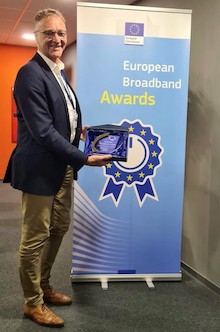 WEMACOM-Geschäftsführer Volker Buck erhält in Brüssel die Auszeichnung als Finalist bei den European Broadband Awards 2022.