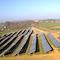 Der im April 2022 von ABO Wind an die Stadtwerke Tübingen verkaufte Solarpark in Aulendorf produziert nicht nur zuverlässig Strom, sondern kommt auch der Artenvielfalt zugute.

