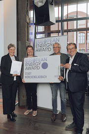 Die Stadt Mönchengladbach hat jetzt für ihre Klimaschutzaktivitäten den European Energy Award (eea) erhalten