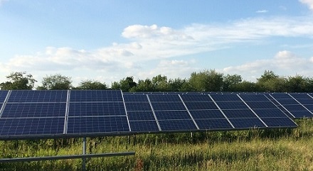 Durch die Gewinnabschöpfung sieht der BSW Solar viele Investitonen in PV-Projekte gefährdet.