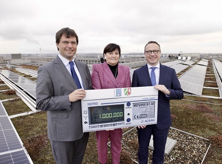 Eröffnung der bislang größten Solaranlage im Justizbereich auf dem Dach des Land- und Amtsgerichts Düsseldorf.