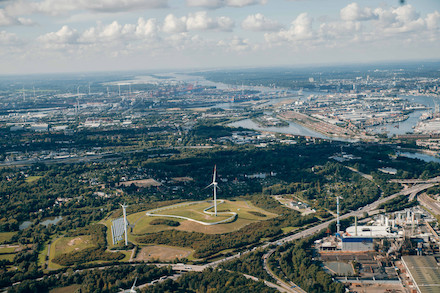 Bis zum Jahr 2030 will die Stadt Hamburg die CO2-Emissionen um 70 Prozent gegenüber dem Basisjahr 1990 reduzieren.