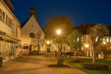 Im vergangenen Jahr hat N-ERGIE insgesamt 2.900 Leuchten auf LED-Technik umgestellt, wie etwa hier in der Markt Bechhofen.