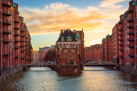 Speicherstadt: Hamburg will Klimaschutzziele im Bereich der Wohngebäude erreichen.