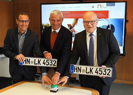 Der Landkreis Heilbronn pilotiert bundesweit als erste Zulassungsstelle den Echtbetrieb von i-Kfz-3-Plus.