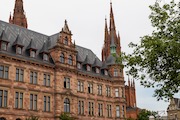 Wiesbaden bekommt neue E-Akte und schließt sich dem 115-Verbund an.