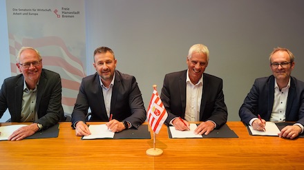 Unterzeichnung der  Kooperationsvereinbarung zum Ausbau des Glaserfasernetzes im Bremer Stadtbezirk Ost.