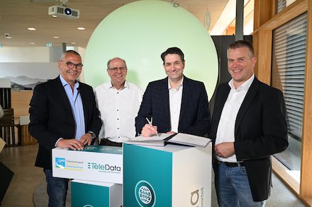 TeleData und Zweckverband Breitband Bodensee (ZVBB) schließen weiteren Kooperationsvertrag. 