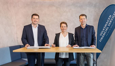 Unterzeichnung der Kooperationsvereinbarung zwischen der Stadt Braunschweig und Volkswagen Financial Services.