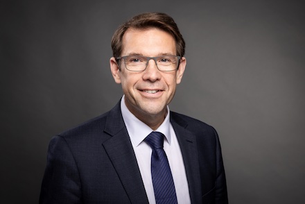 Der neue Darmstädter Oberbürgermeister Hanno Benz ist auch neuer Aufsichtsratsvorsitzender des Energieversorgers ENTEGA.