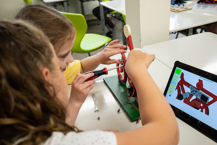Seit 2017 veranstaltet die Klimaschutzstiftung das Bildungsprojekt „3D-Solartechniktage“ in Thüringer Grundschulen.