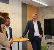 Rheinland-Pfalz: Digitalisierungsminister Alexander Schweitzer hat das erste Innovationslabor der Landesverwaltung eröffnet.