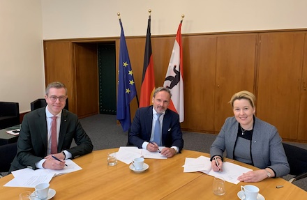 Absichtserklärung unterzeichnet: Berlin will das Fernwärmenetz rekommunalisieren.
