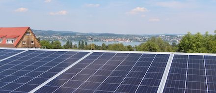 Erfolgreiche Solaroffensive der Stadtwerke Konstanz: Allein in diesem Jahr wurde über 550 Anlagen in Betrieb genommen.