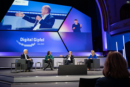 Auch Bundeskanzler Olaf Scholz war beim 16. Digital-Gipfel der Bundesregierung in Jena präsent.