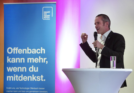 Offenbach: Oberbürgermeister Felix Schwenke bei der Vorstellung der Smart-City-Strategie.