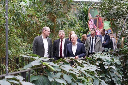 Die Smart-City-Modellkommune Potsdam präsentierte Bundeskanzler Olaf Scholz geplante und umgesetzte Teilprojekte.