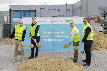 Der Baubeginn für die erste Hochleistungswasserstofftankstelle ist in Düsseldorf gestartet.